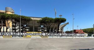 Curva Sud Siberiano, nuovo comunicato e nuovo striscione contro Iervolino
